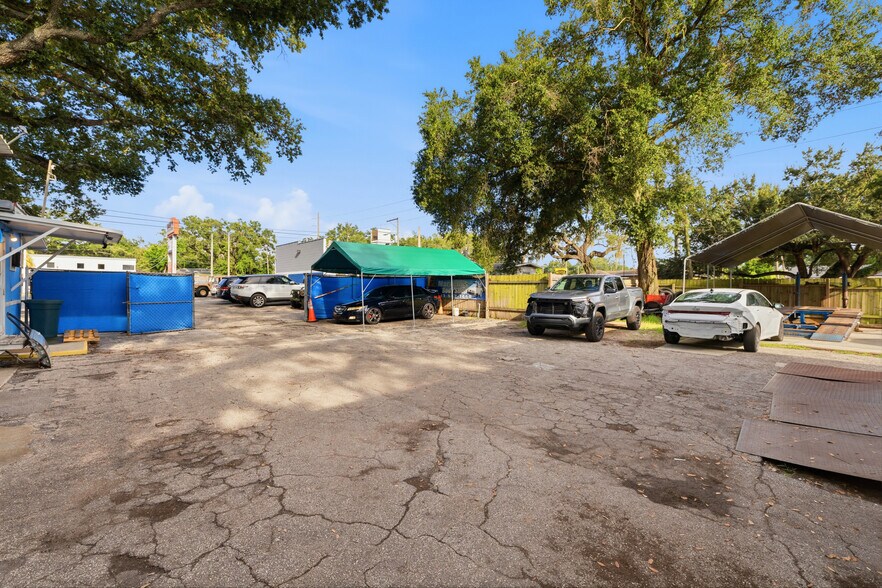 More Photos Of 6200 N Nebraska Ave, Tampa Auto Repair For Sale