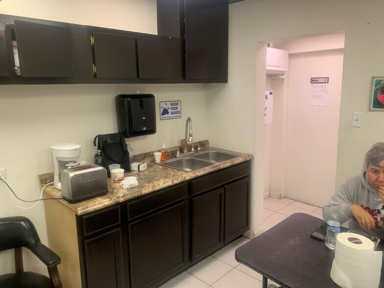 More Photos Of 5110 E Washington Ave, Las Vegas Refrigeration Cold Storage For Sale