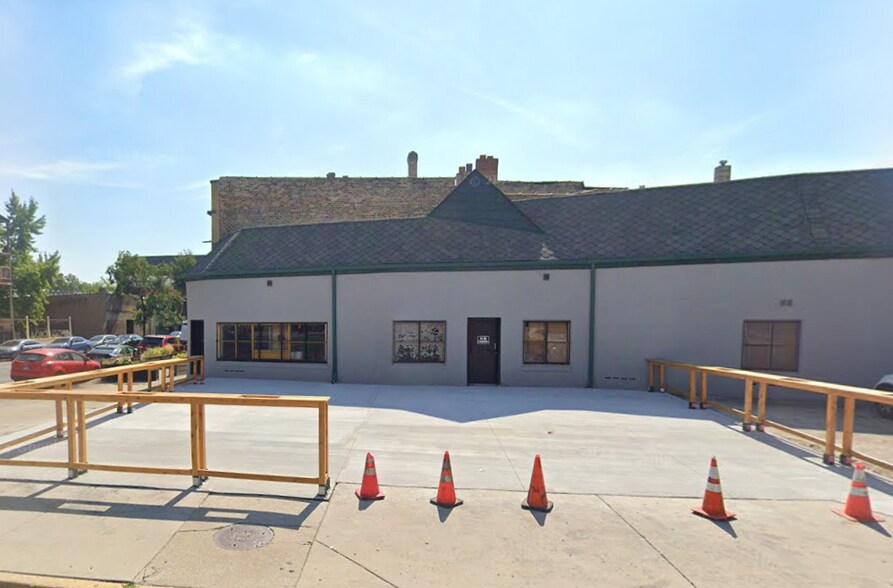 More Photos Of 958 N California Ave, Chicago Freestanding For Lease
