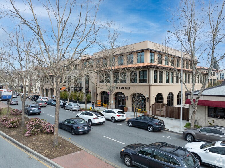 More Photos Of 1300 El Camino Real, Menlo Park Coworking Space
