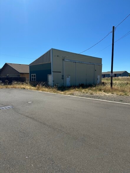 More Photos Of 410 Main St, Aumsville Land For Sale