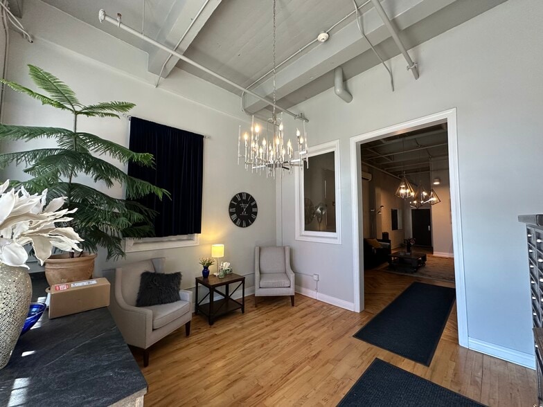 More Photos Of 510 Washington St, Buffalo Apartments For Sale