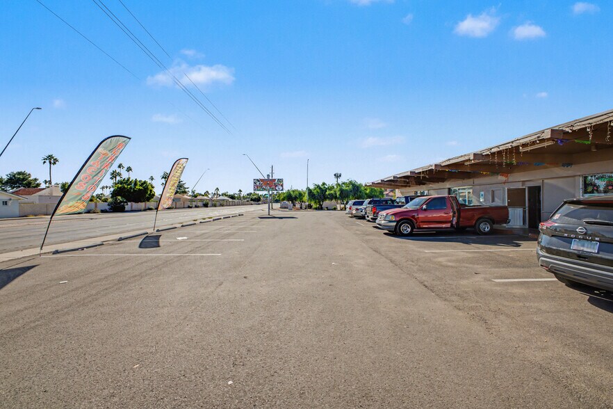 More Photos Of 1704 N Country Club Dr, Mesa Restaurant For Sale