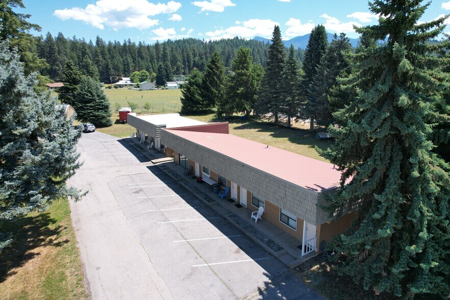 More Photos Of 6409 S Main St, Bonners Ferry Hotel For Sale