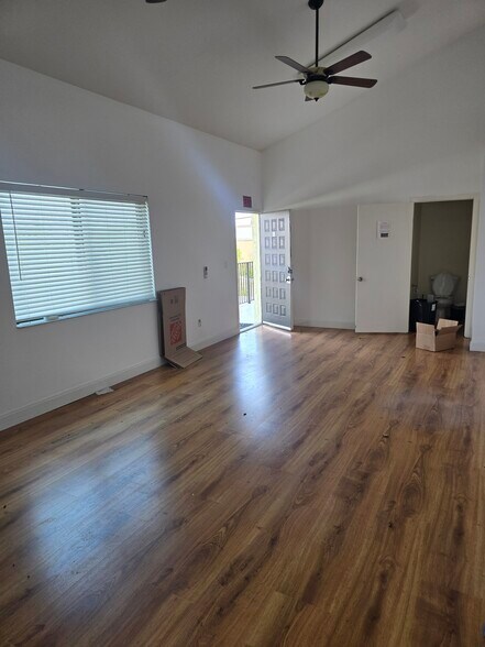 More Photos Of 810 SE 8th Ave, Deerfield Beach Office For Lease