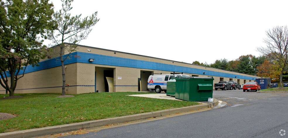 More Photos Of 6490 Dobbin Rd, Columbia Unknown For Lease