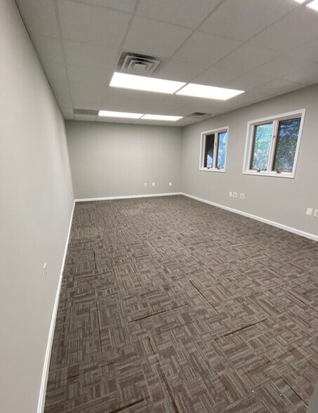 More Photos Of 3825 Leonardtown Rd, Waldorf Office For Lease