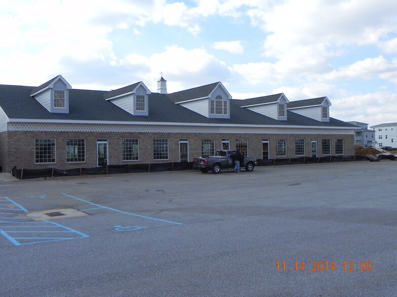 More Photos Of 671 S Carter Rd, Smyrna Office For Lease