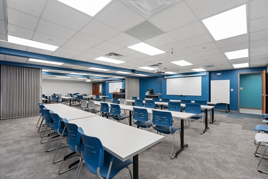 More Photos Of 1411 W Main St, League City Schools For Sale