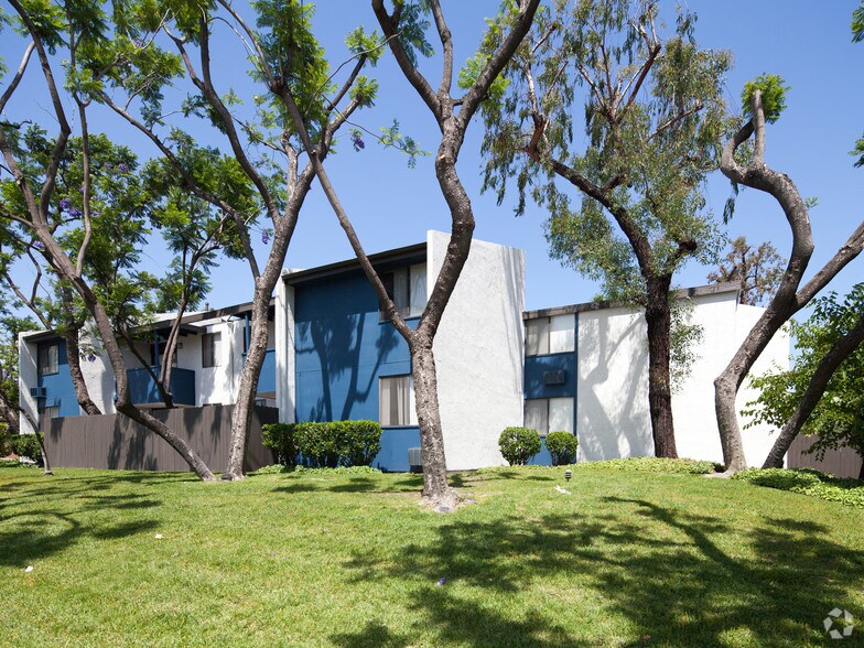 Primary Photo Of 516 S Indian Hill Blvd, Claremont Apartments For Sale