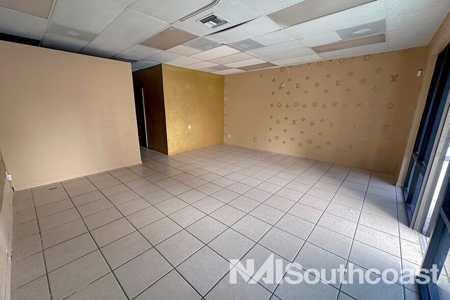 More Photos Of 3205-3211 S Us Highway 1, Fort Pierce Unknown For Lease
