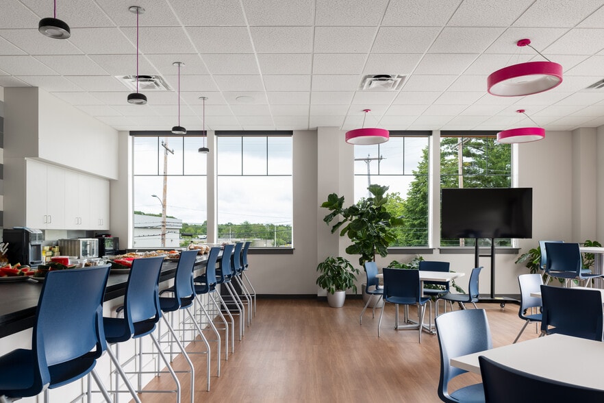 More Photos Of 150 Admiral Fitch Ave, Brunswick Office For Lease