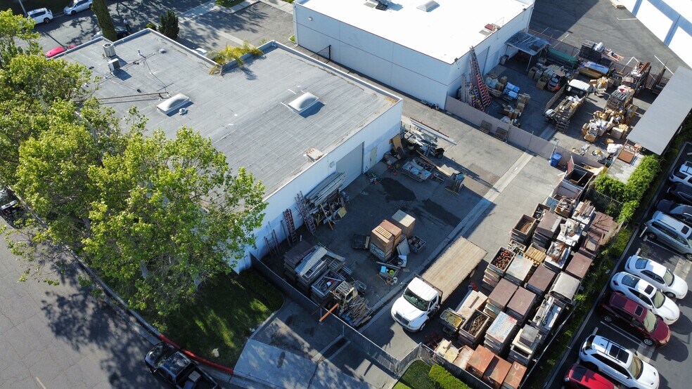 More Photos Of 10602 Humbolt St, Los Alamitos Manufacturing For Sale