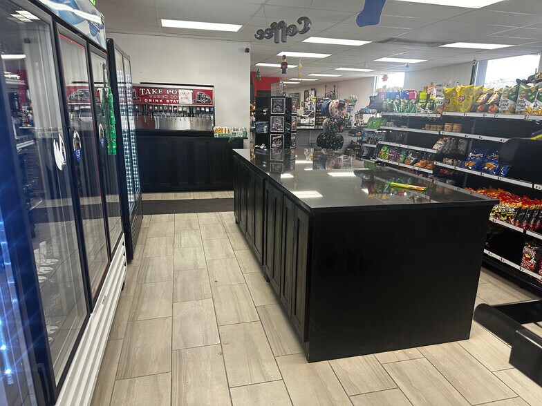 More Photos Of 250 E Interstate Highway 20, Penwell Restaurant For Sale