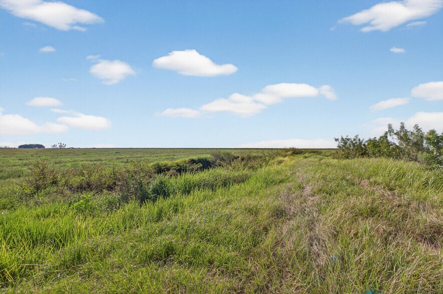 More Photos Of 8476 Ten Mile Grade, Zolfo Springs Land For Sale