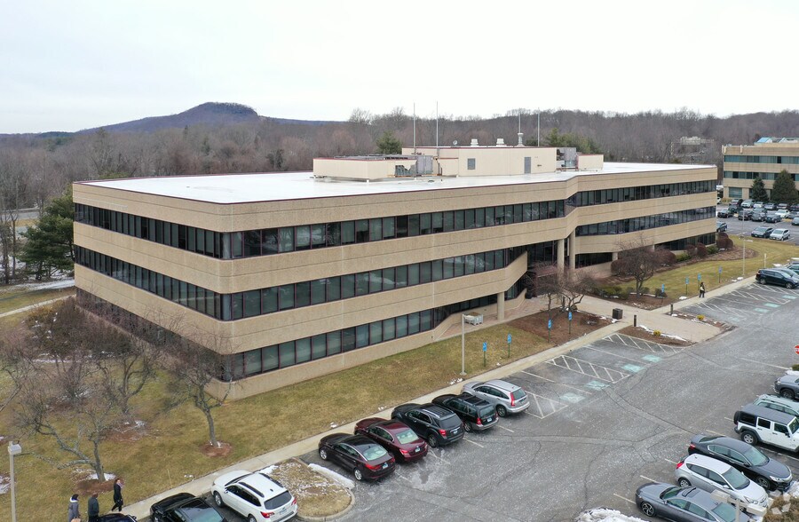 More Photos Of 530 Preston Ave, Meriden Unknown For Lease