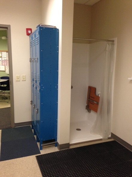 More Photos Of 1880 W Oak Pky, Marietta Loft Creative Space For Lease