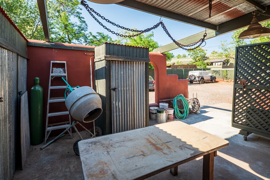 More Photos Of 110 Oak Creek Blvd, Sedona Specialty For Sale