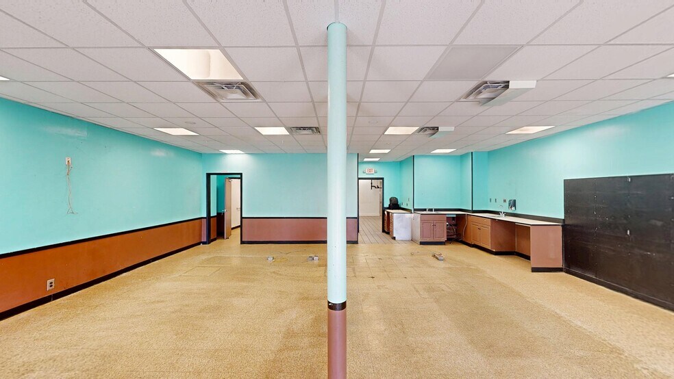 More Photos Of 32 Witherspoon St, Princeton Restaurant For Lease