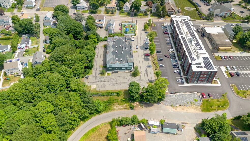 More Photos Of 140 N Franklin St, Holbrook Office For Sale