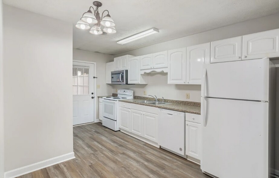 More Photos Of 2312 Boyds Creek Hwy, Sevierville Apartments For Sale