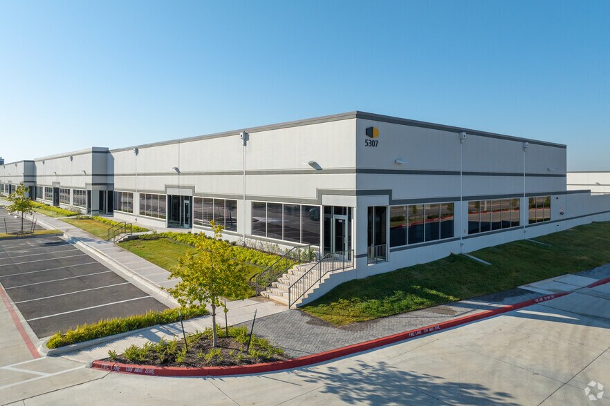 More Photos Of 5305 N Mays St, Georgetown Unknown For Lease