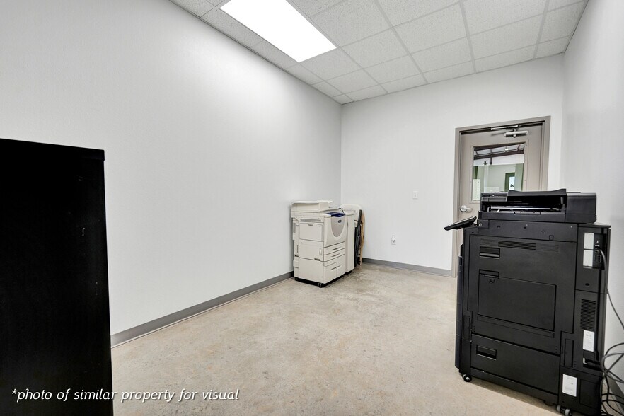 More Photos Of 5915 W. County 135 rd, Midland Warehouse For Lease