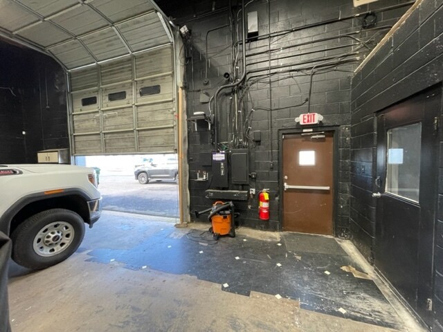 More Photos Of 1030 Delsea Dr, Westville Warehouse For Lease