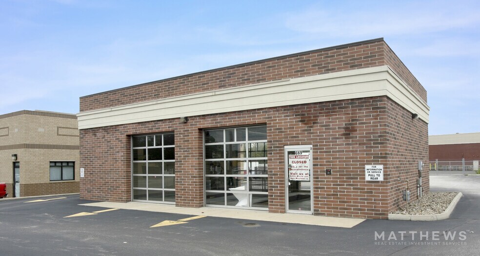 Primary Photo Of 689 South Green Rd, South Euclid Freestanding For Lease