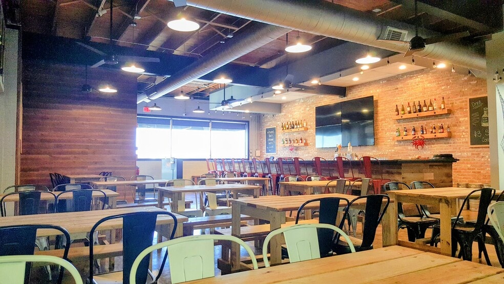 More Photos Of 15507 S Route 59, Plainfield Storefront Retail Office For Lease