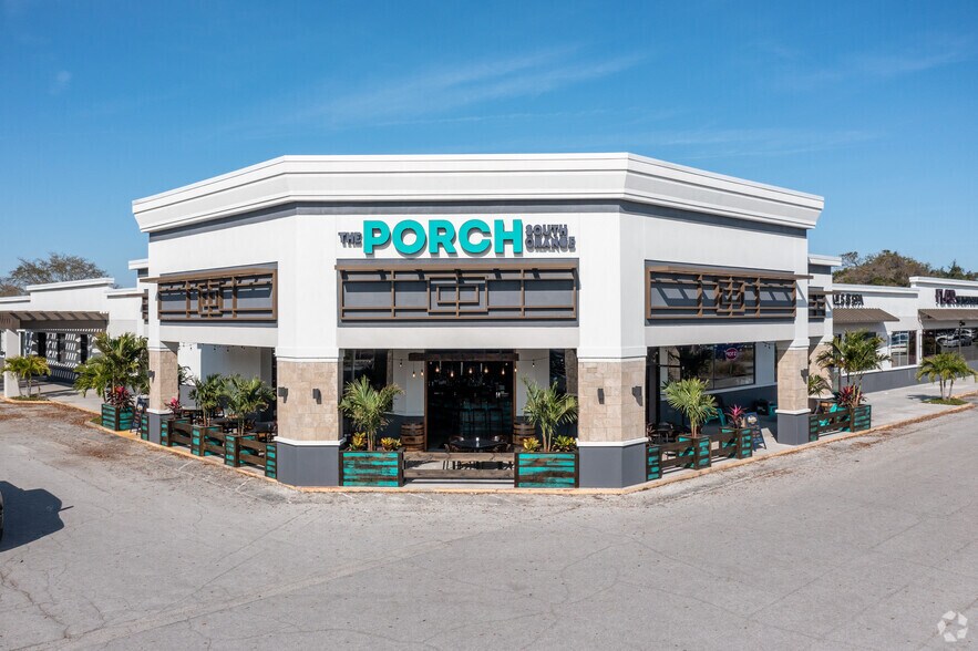 Primary Photo Of 75-117 Gatlin Ave, Orlando Unknown For Lease