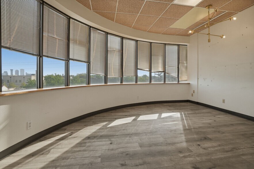 More Photos Of 3525 Prytania St, New Orleans Medical For Sale