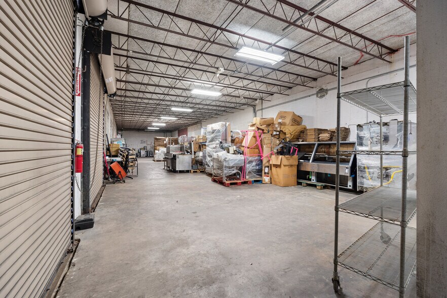 More Photos Of 802 NW 57th Ct, Fort Lauderdale Warehouse For Lease