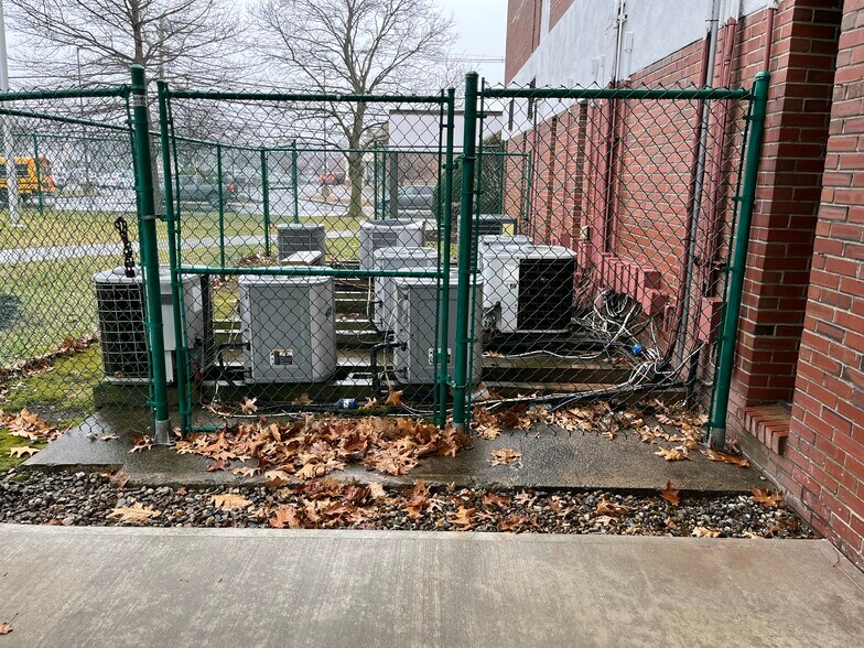 More Photos Of 225 Boston St, Lynn Medical For Lease