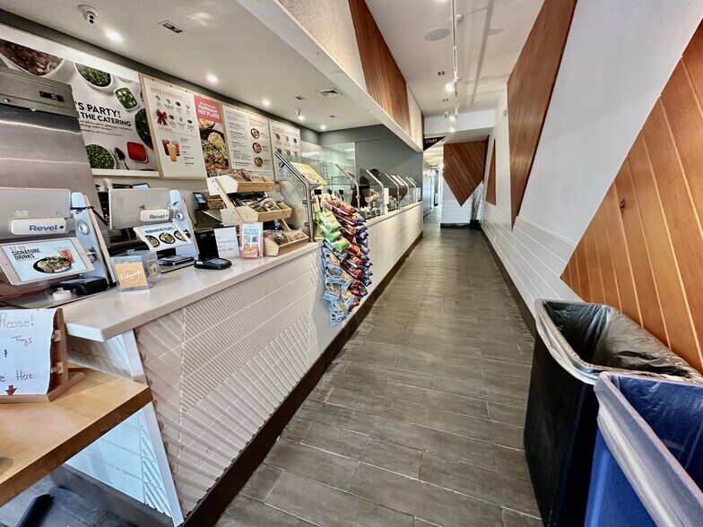 More Photos Of 370-400 Post Rd E, Westport General Retail For Lease