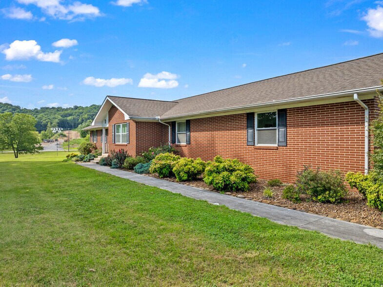 More Photos Of 3320 Bakertown Rd, Knoxville Multifamily For Sale