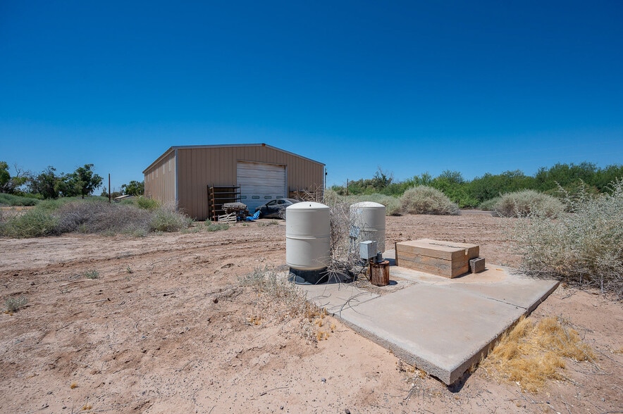 More Photos Of 9512 S Evans Ln, Mohave Valley Warehouse For Sale