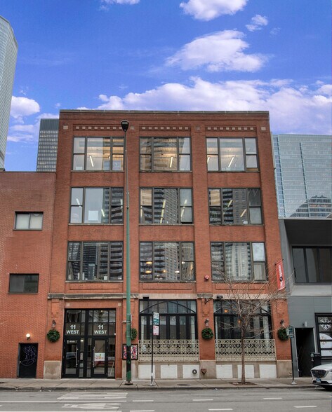 More Photos Of 11 W Illinois St, Chicago Office For Lease