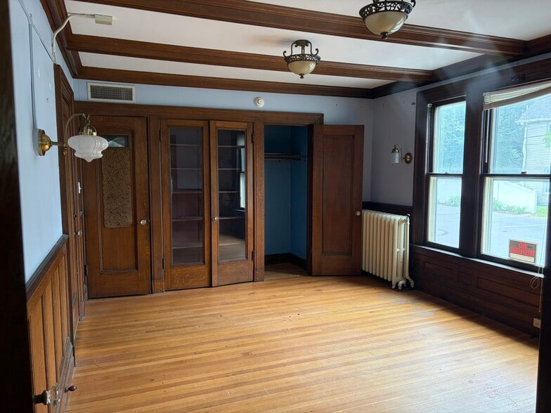 More Photos Of 144 S Main St, Wallingford Office For Sale