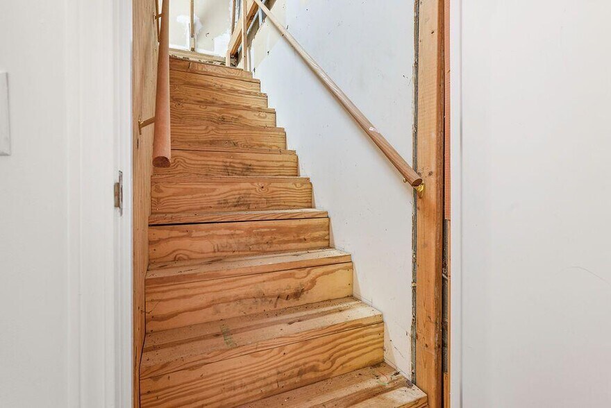 More Photos Of 1549 Clairmont Rd, Decatur Medical For Sale