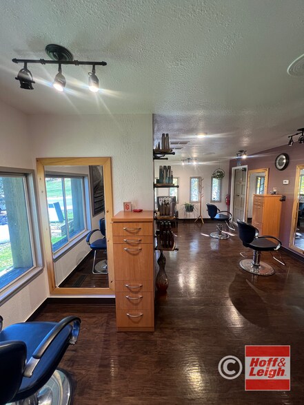 More Photos Of 300 W Lake Ave, Woodland Park Office For Sale