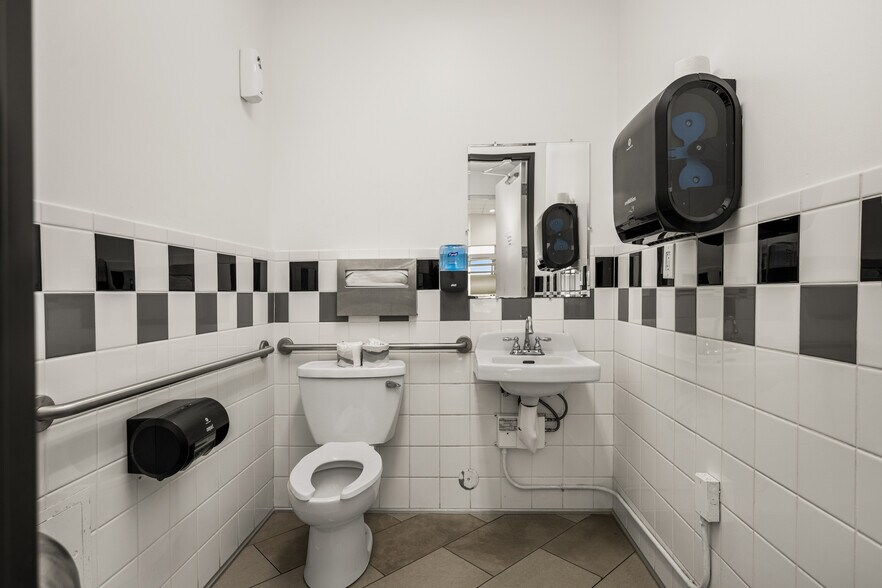 More Photos Of 1201 W Holt Blvd, Ontario Auto Dealership For Sale