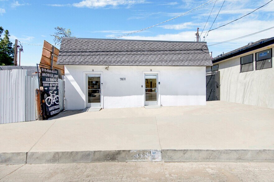 More Photos Of 7831 Foothill Blvd, Sunland Storefront Retail Office For Sale