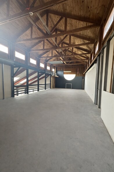 More Photos Of 1101 Jefferson Rd, South Charleston Industrial For Lease