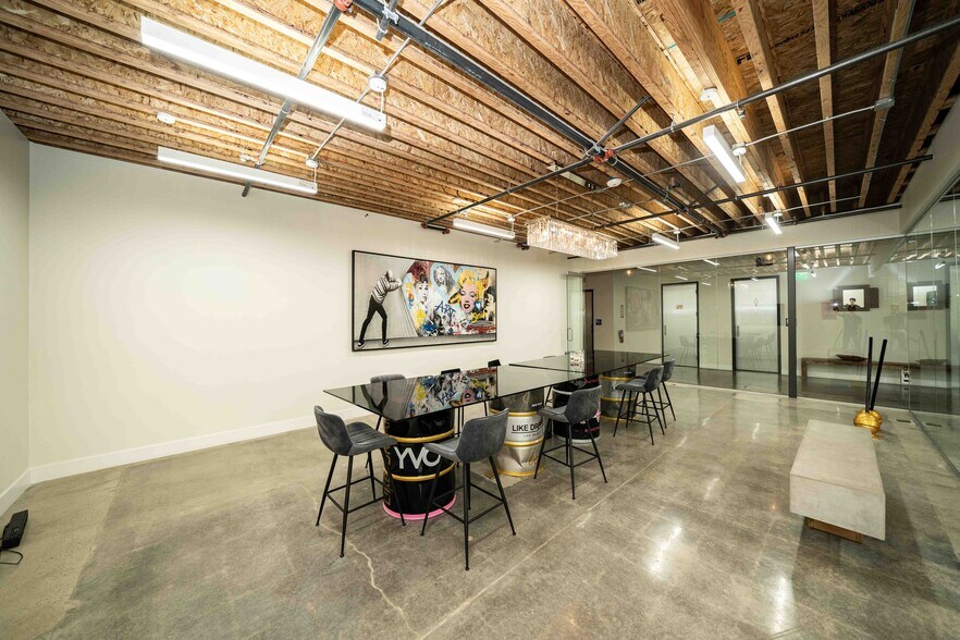 More Photos Of 2001 Saturn St, Monterey Park Light Distribution For Sale