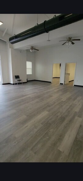 More Photos Of 720 Good Hope St, Norco Industrial For Sale