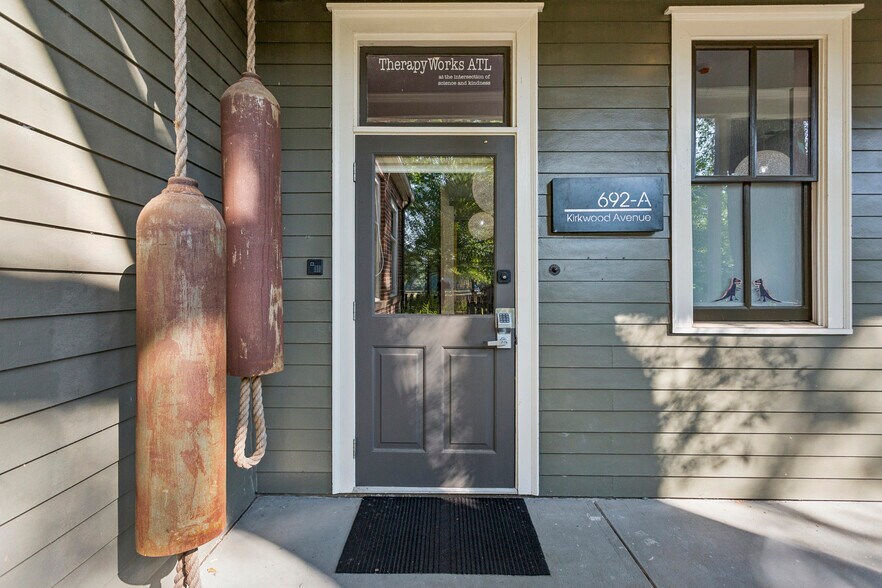 More Photos Of 692 Kirkwood Ave SE, Atlanta Storefront Retail Residential For Sale