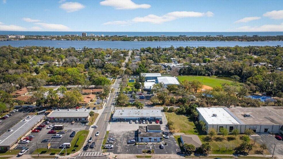 More Photos Of 325 S Yonge St, Ormond Beach Medical For Sale