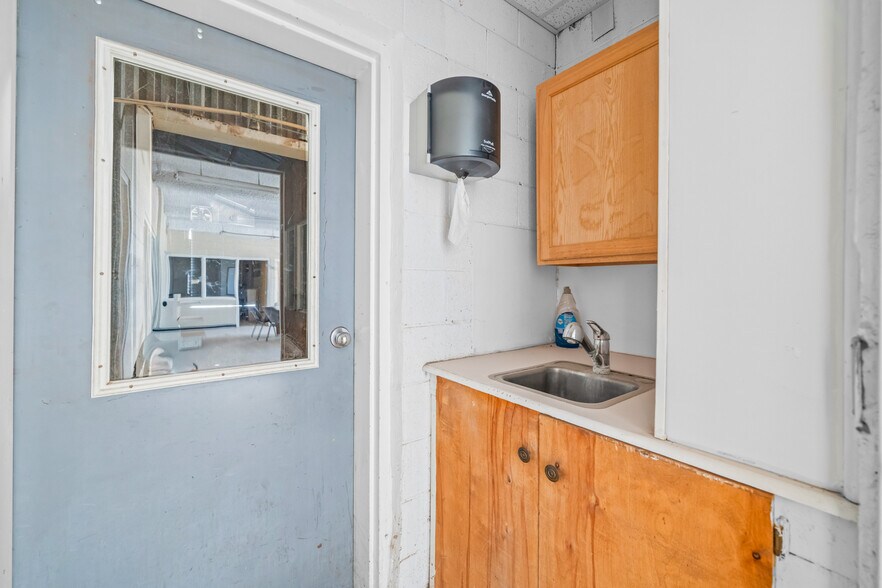 More Photos Of 6464 US-84, Anton Industrial For Sale