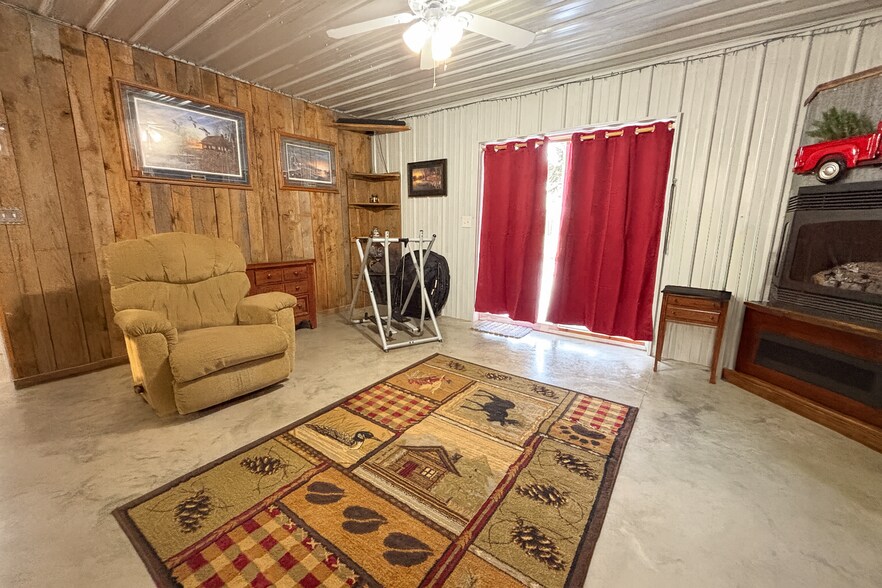 More Photos Of 32738 US 71, Menahga General Retail For Sale